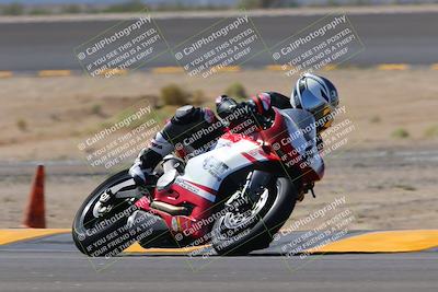 media/Oct-08-2022-SoCal Trackdays (Sat) [[1fc3beec89]]/Turn 14 (1050am)/